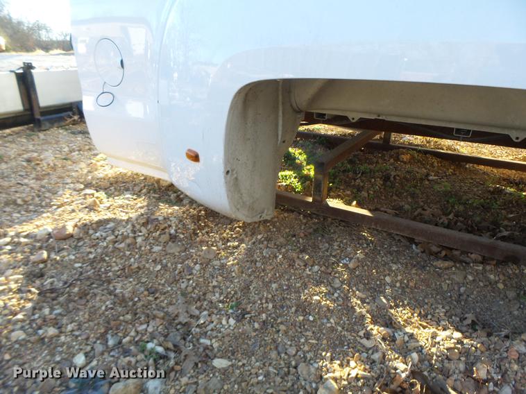 image for item DB9865 2015 Chevrolet truck bed