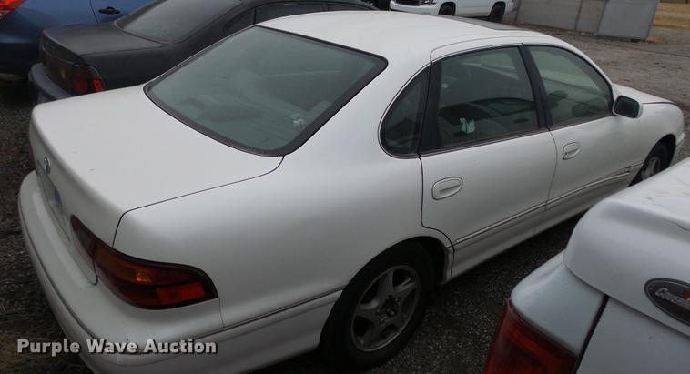 image for item DC0507 1998 Toyota Avalon XL