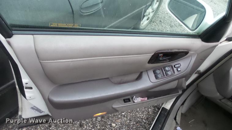 image for item DC0507 1998 Toyota Avalon XL