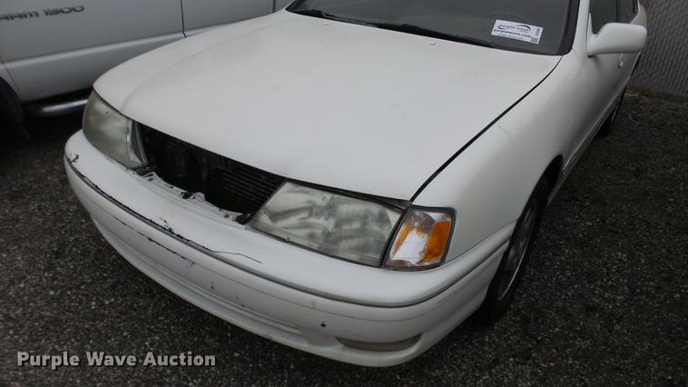 image for item DC0507 1998 Toyota Avalon XL