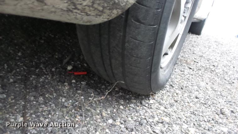 image for item DC0507 1998 Toyota Avalon XL