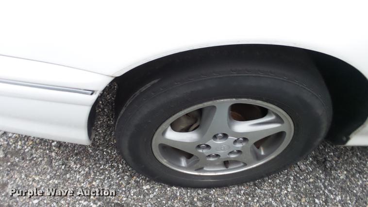 image for item DC0507 1998 Toyota Avalon XL