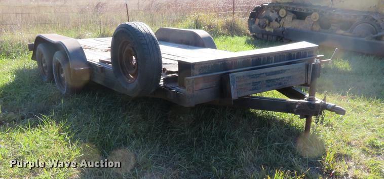 image for item DC0760 1999 L&M flatbed trailer