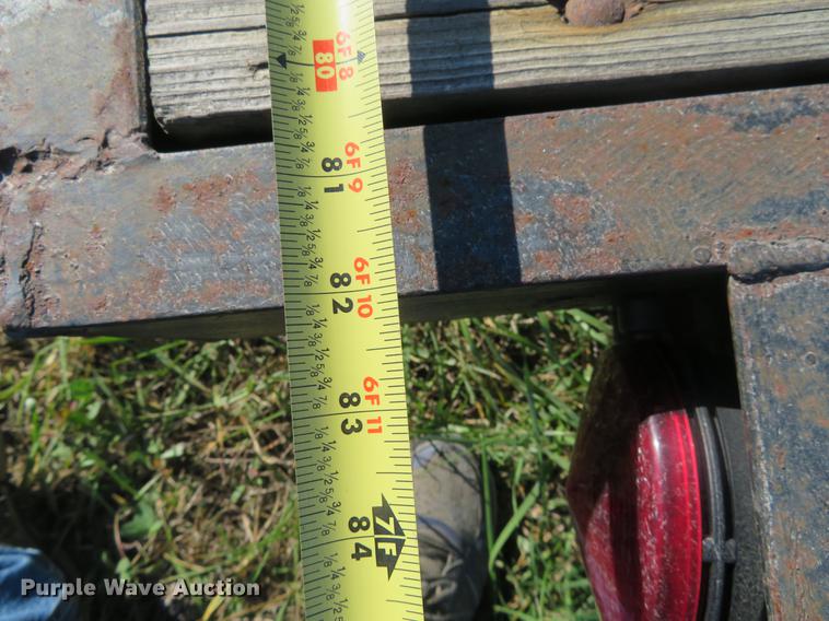 image for item DC0760 1999 L&M flatbed trailer