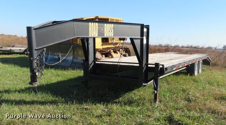 image for item DC0762 2007 Road Boss equipment trailer