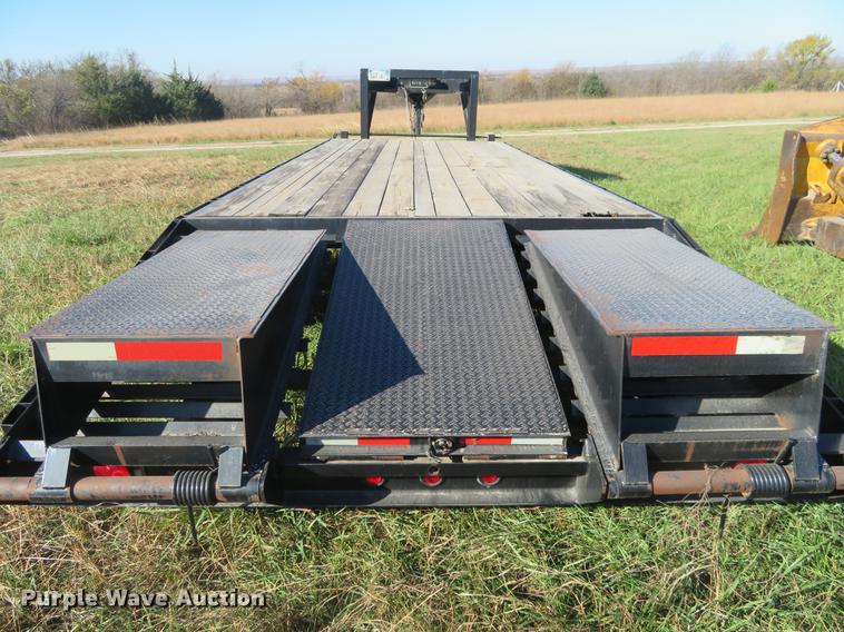 image for item DC0762 2007 Road Boss equipment trailer