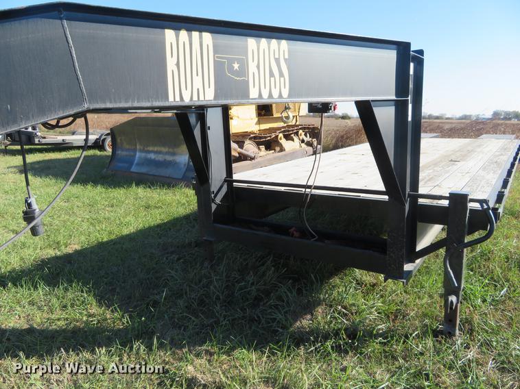 image for item DC0762 2007 Road Boss equipment trailer