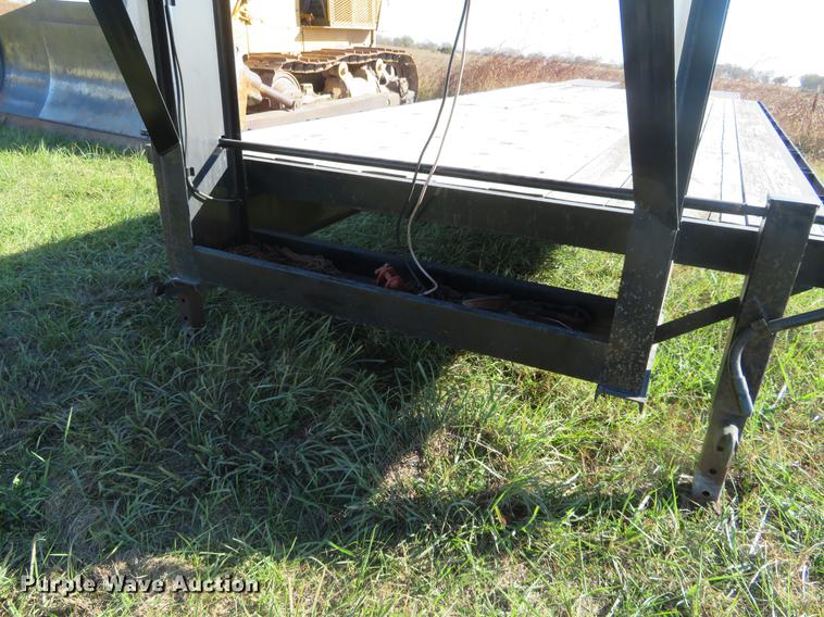 image for item DC0762 2007 Road Boss equipment trailer