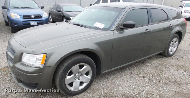 image for item DC1841 2008 Dodge Magnum