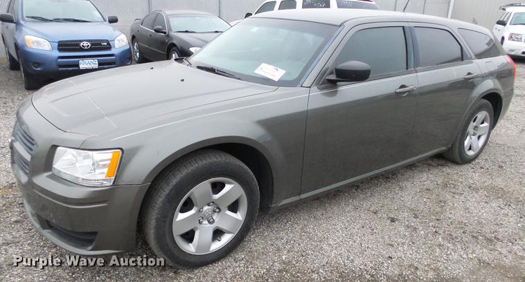image for item DC1841 2008 Dodge Magnum