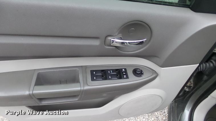 image for item DC1841 2008 Dodge Magnum