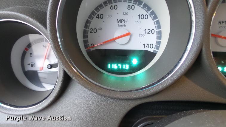 image for item DC1841 2008 Dodge Magnum