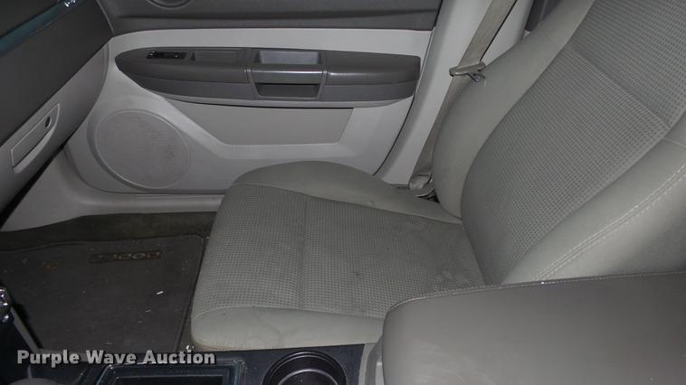 image for item DC1841 2008 Dodge Magnum