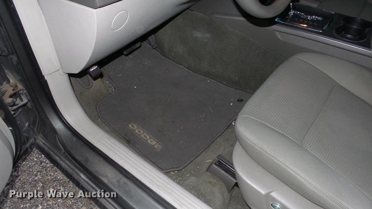 image for item DC1841 2008 Dodge Magnum