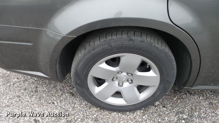 image for item DC1841 2008 Dodge Magnum