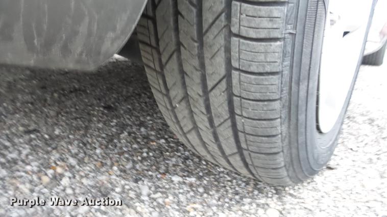 image for item DC1841 2008 Dodge Magnum