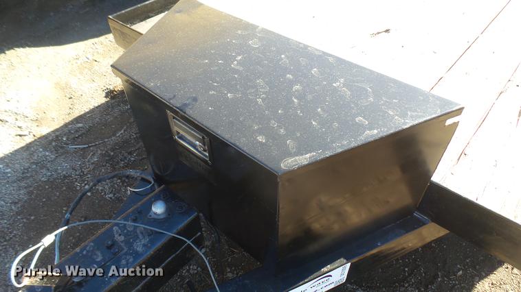 image for item DC1939 1995 Belshe equipment trailer