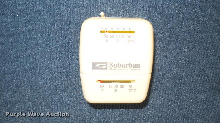 image for item DC1941 2006 Ford Econoline E450 box truck