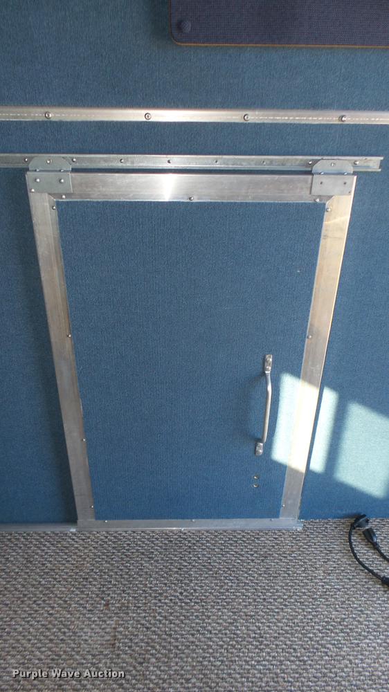 image for item DC1941 2006 Ford Econoline E450 box truck