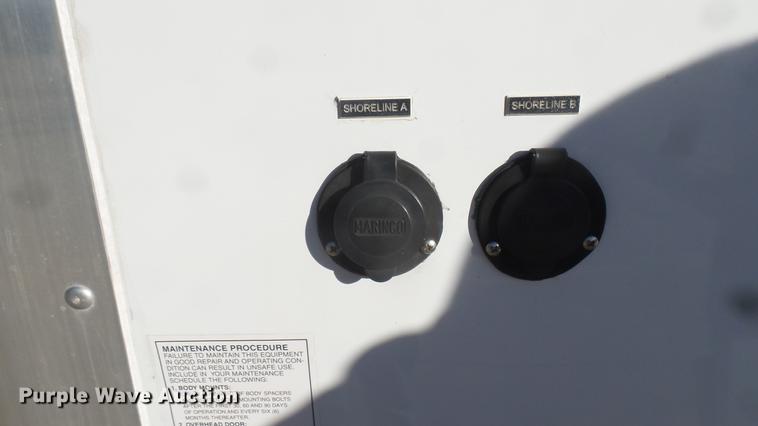 image for item DC1941 2006 Ford Econoline E450 box truck