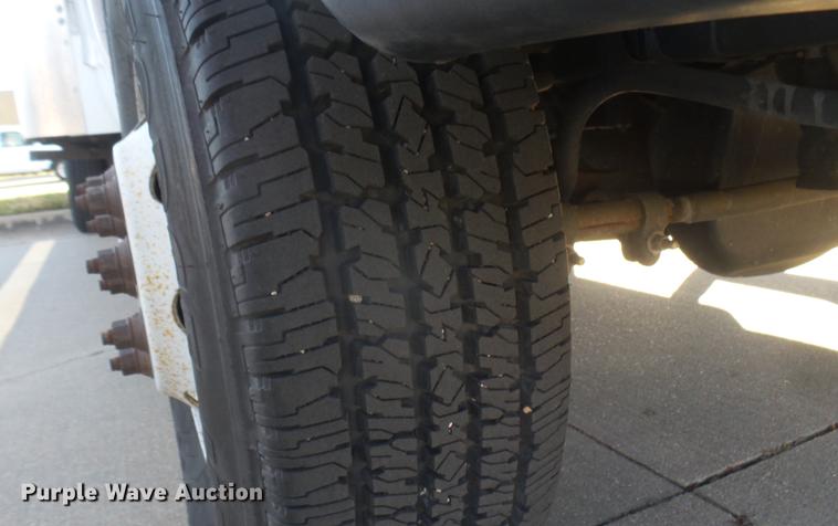 image for item DC1941 2006 Ford Econoline E450 box truck