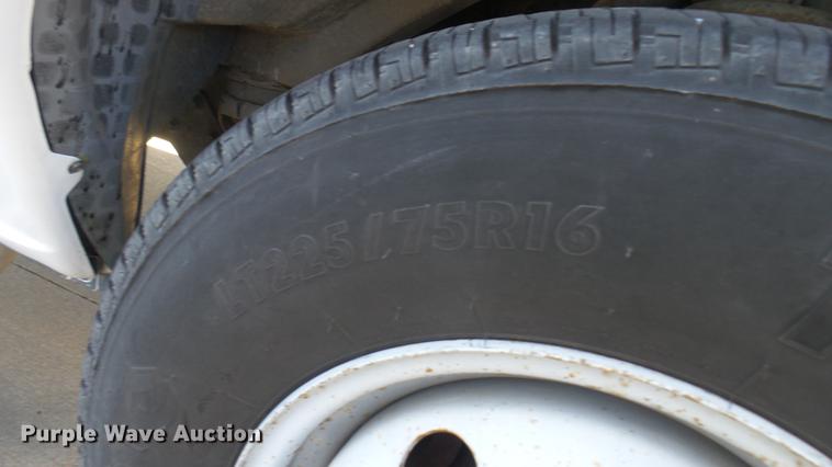 image for item DC1941 2006 Ford Econoline E450 box truck