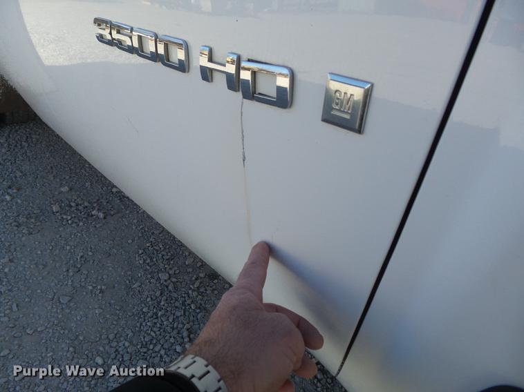 image for item DC7471 2007 Chevrolet 3500HD pickup truck