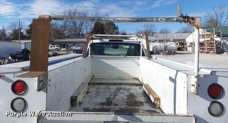 image for item DC7471 2007 Chevrolet 3500HD pickup truck