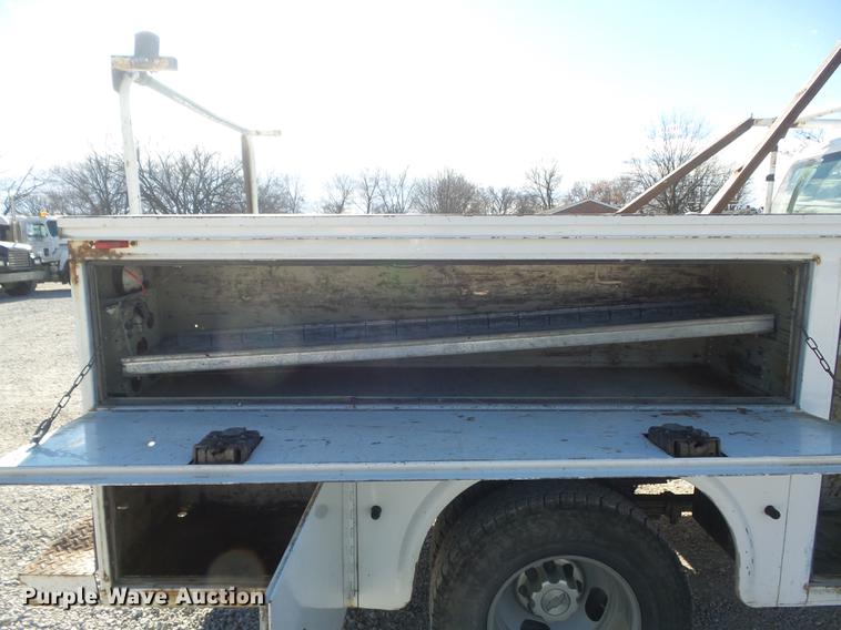 image for item DC7471 2007 Chevrolet 3500HD pickup truck