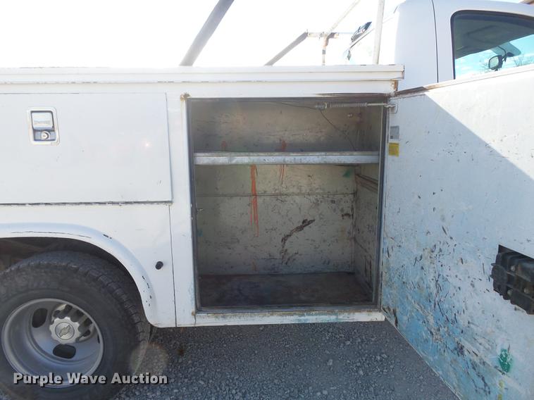 image for item DC7471 2007 Chevrolet 3500HD pickup truck