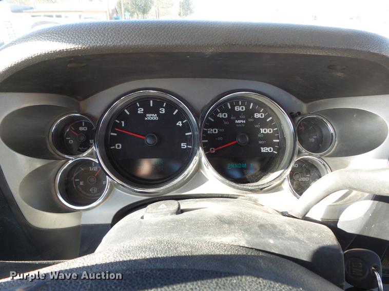 image for item DC7471 2007 Chevrolet 3500HD pickup truck