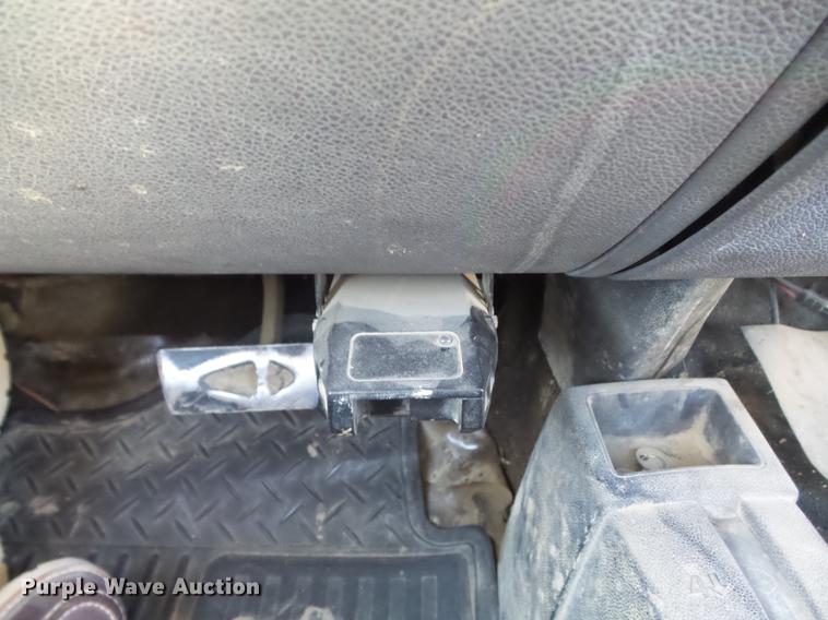 image for item DC7471 2007 Chevrolet 3500HD pickup truck