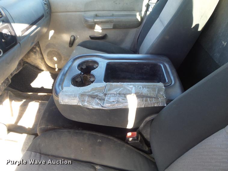 image for item DC7471 2007 Chevrolet 3500HD pickup truck