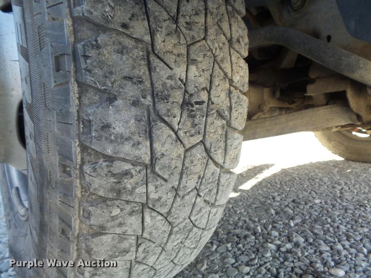 image for item DC7471 2007 Chevrolet 3500HD pickup truck