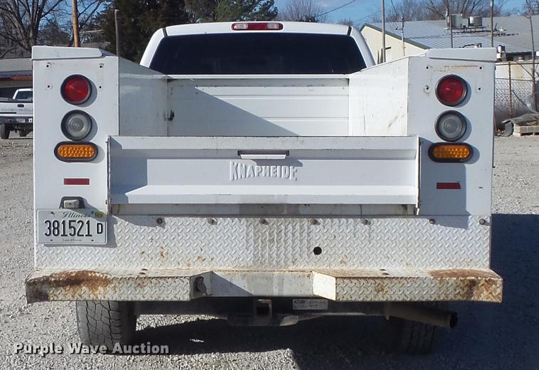 image for item DC7472 2006 Chevrolet Silverado 3500 Ext. Cab pickup truck