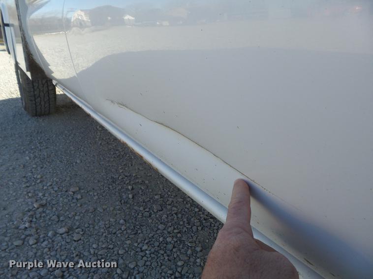 image for item DC7472 2006 Chevrolet Silverado 3500 Ext. Cab pickup truck