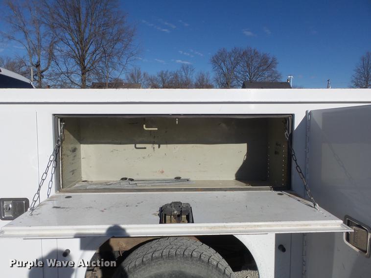 image for item DC7472 2006 Chevrolet Silverado 3500 Ext. Cab pickup truck