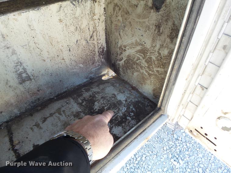 image for item DC7472 2006 Chevrolet Silverado 3500 Ext. Cab pickup truck