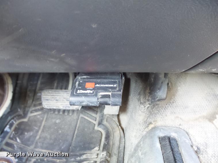 image for item DC7472 2006 Chevrolet Silverado 3500 Ext. Cab pickup truck