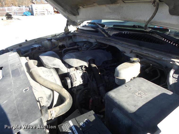 image for item DC7472 2006 Chevrolet Silverado 3500 Ext. Cab pickup truck