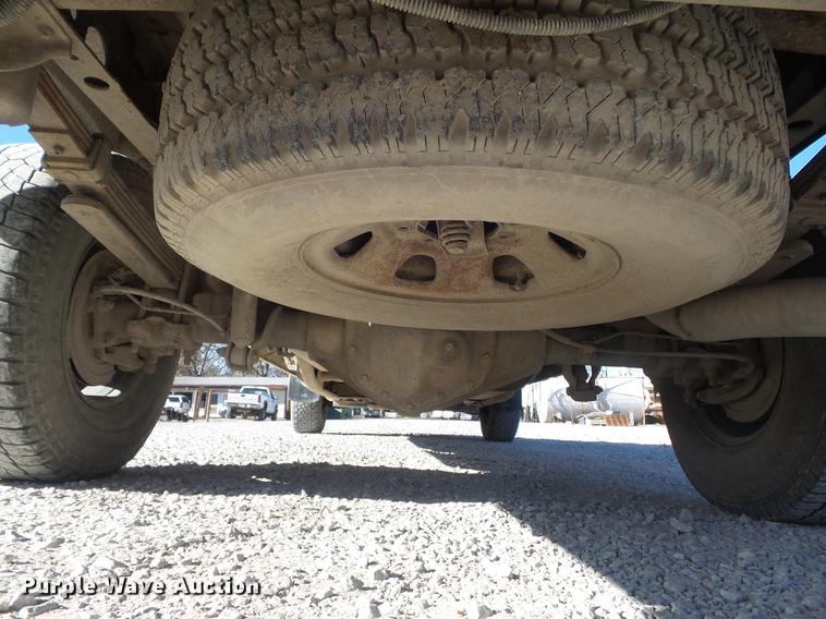 image for item DC7472 2006 Chevrolet Silverado 3500 Ext. Cab pickup truck