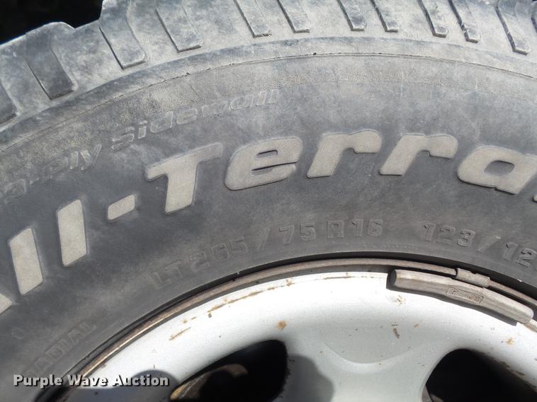 image for item DC7472 2006 Chevrolet Silverado 3500 Ext. Cab pickup truck