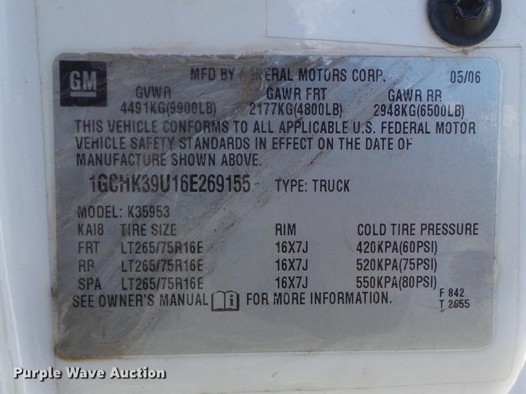 image for item DC7472 2006 Chevrolet Silverado 3500 Ext. Cab pickup truck