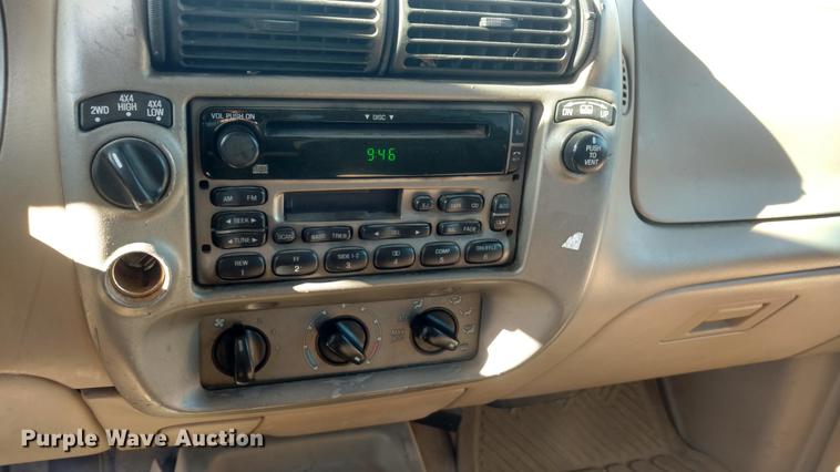 image for item DI9942 2003 Ford Explorer Sport Trac