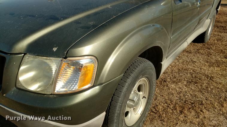 image for item DI9942 2003 Ford Explorer Sport Trac
