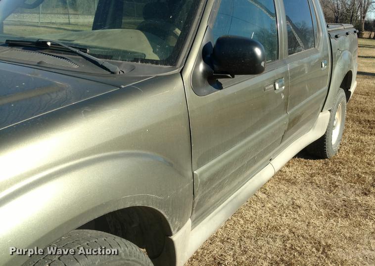 image for item DI9942 2003 Ford Explorer Sport Trac