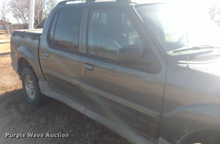 image for item DI9942 2003 Ford Explorer Sport Trac