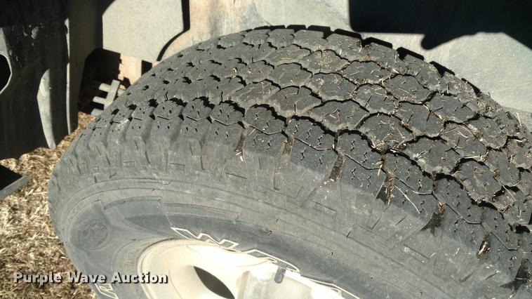 image for item DI9942 2003 Ford Explorer Sport Trac