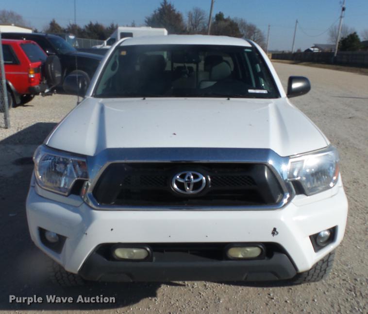 image for item DK9195 2012 Toyota Tacoma pickup truck