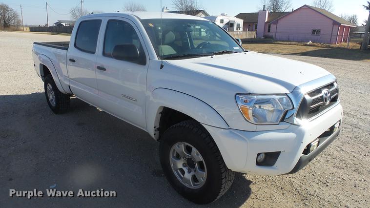 image for item DK9195 2012 Toyota Tacoma pickup truck